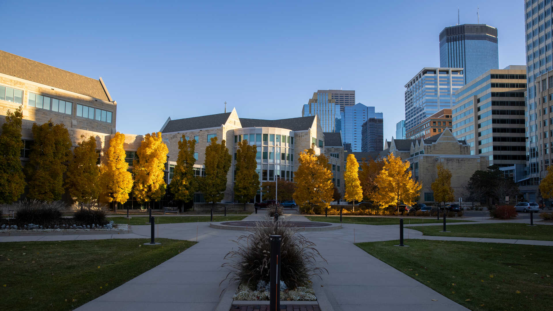 External view of St. Thomas campus in Minneapolis