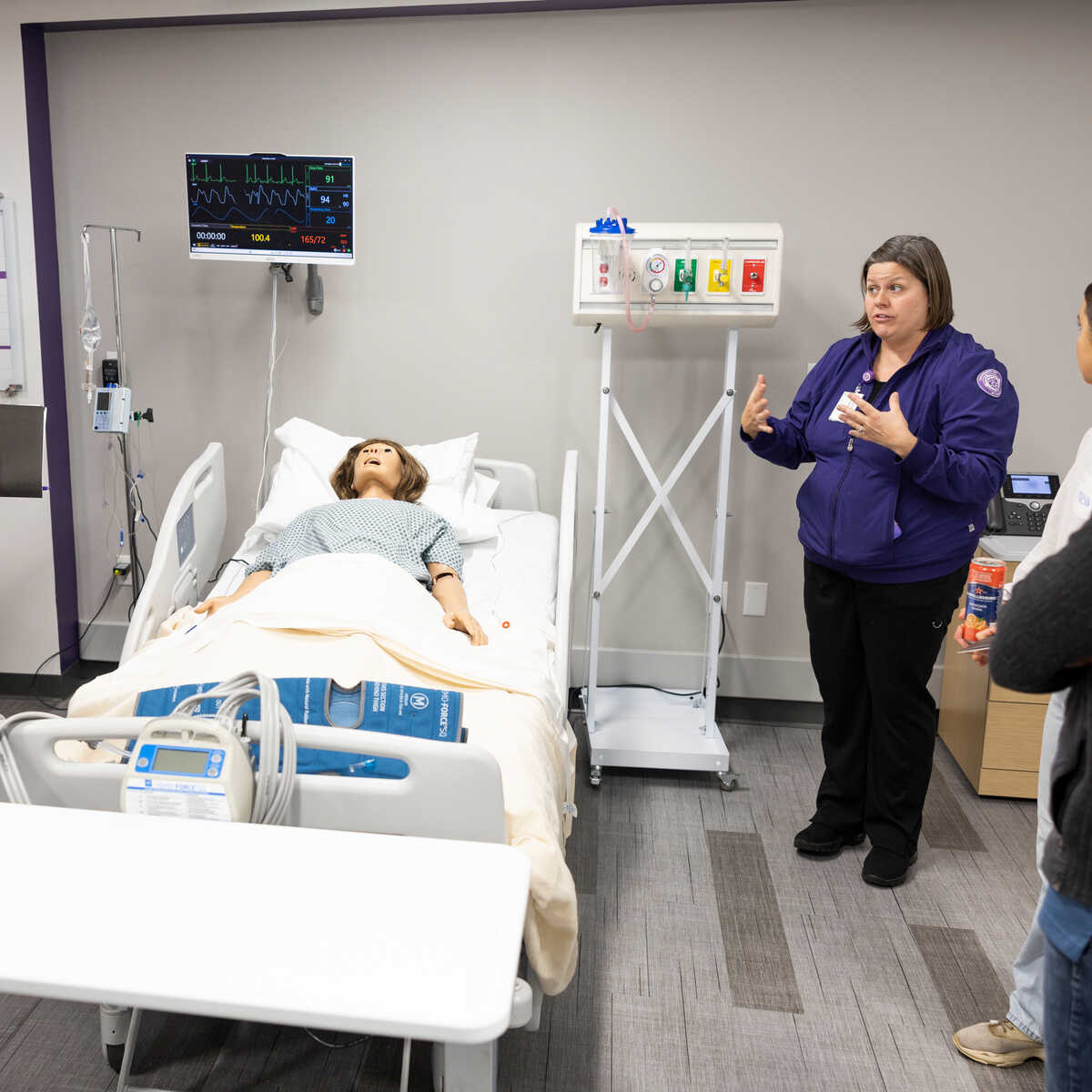 Heather Anderson in the St. Thomas Center for Simulation