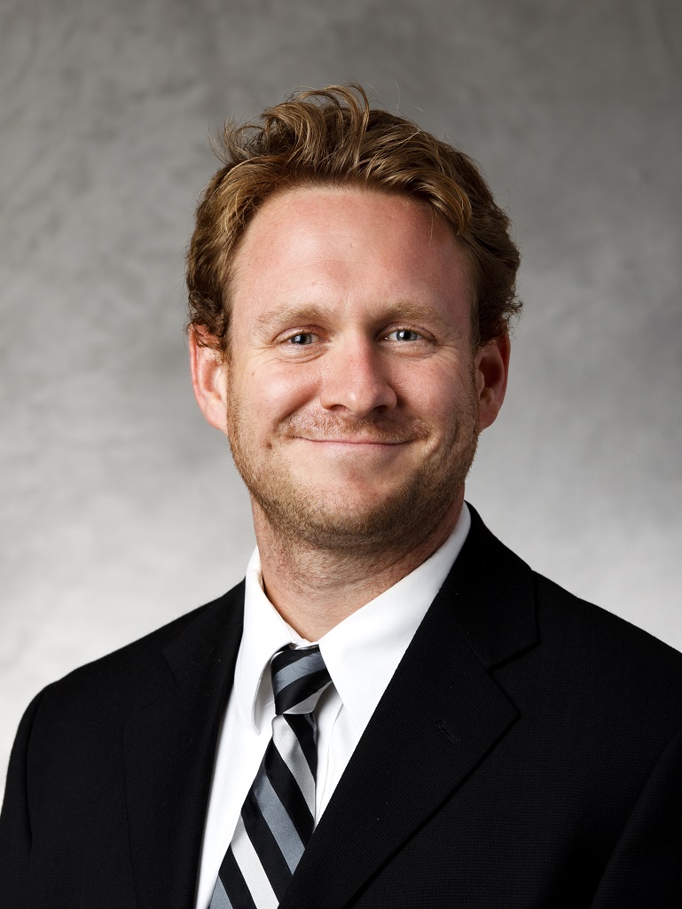 Nathaniel Nelson Headshot