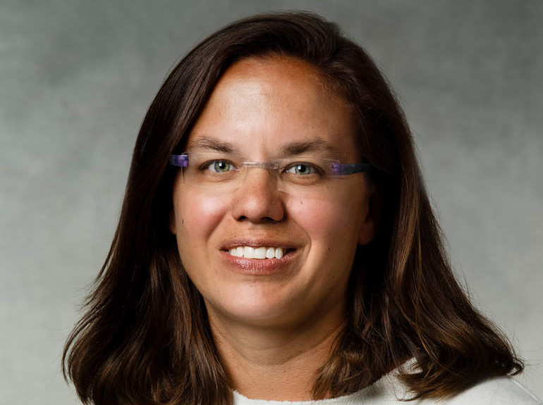 Renee Hepperlen Headshot